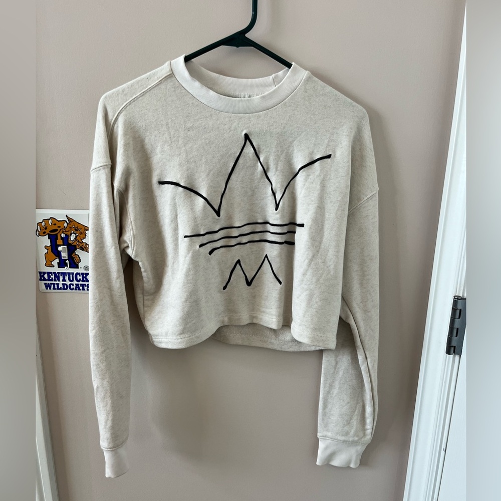 Adidas Logo Women’s Cream Crewneck Sweater Size XS/Small